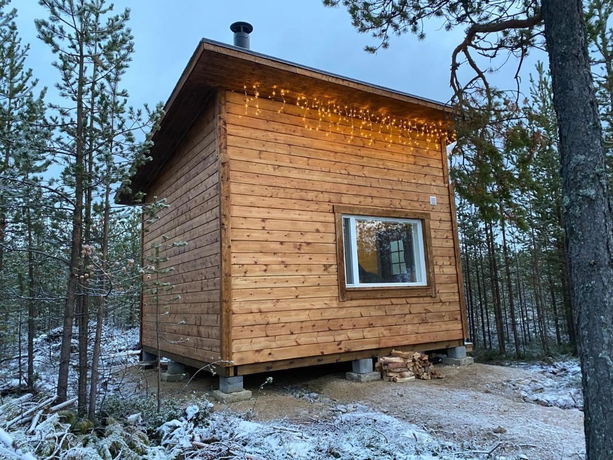 Aurora Husky Hut Villa Inari Exterior photo