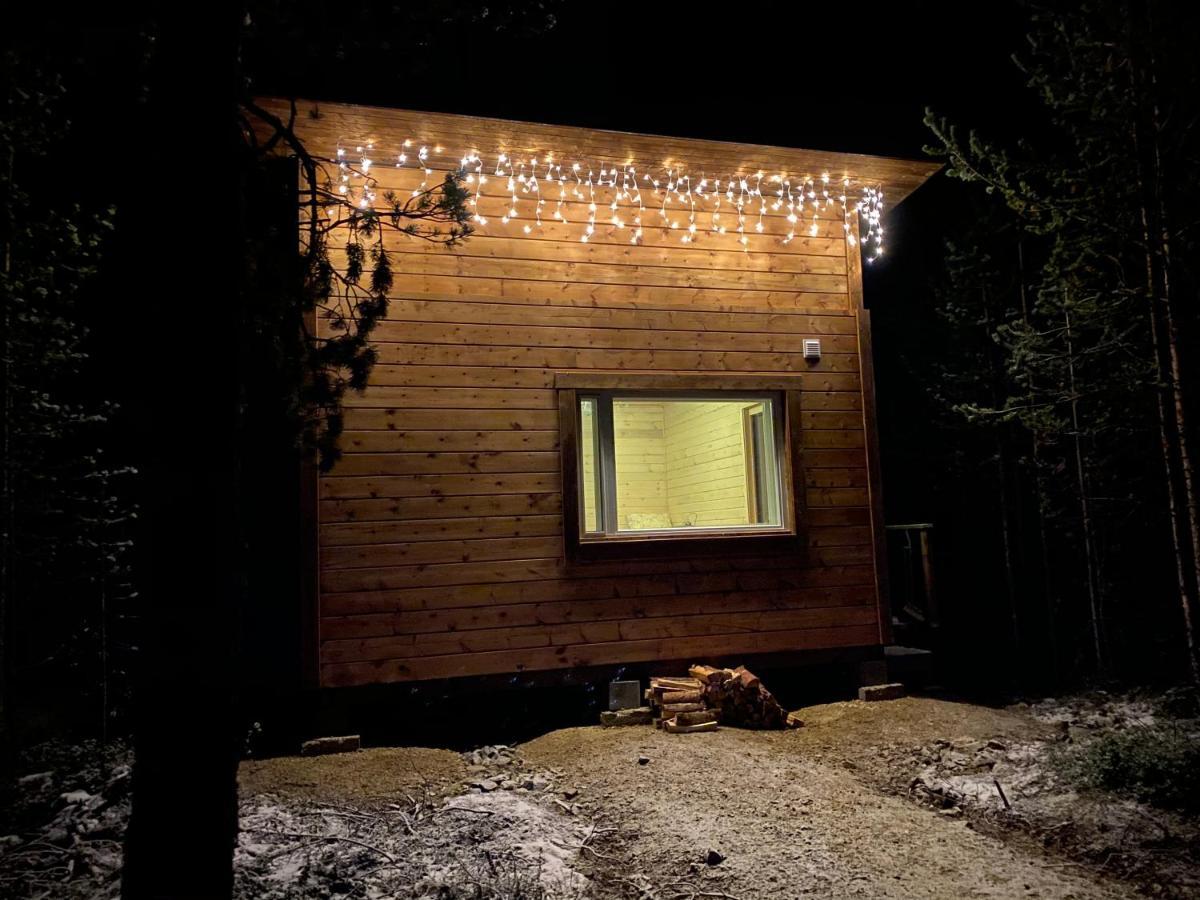 Aurora Husky Hut Villa Inari Exterior photo